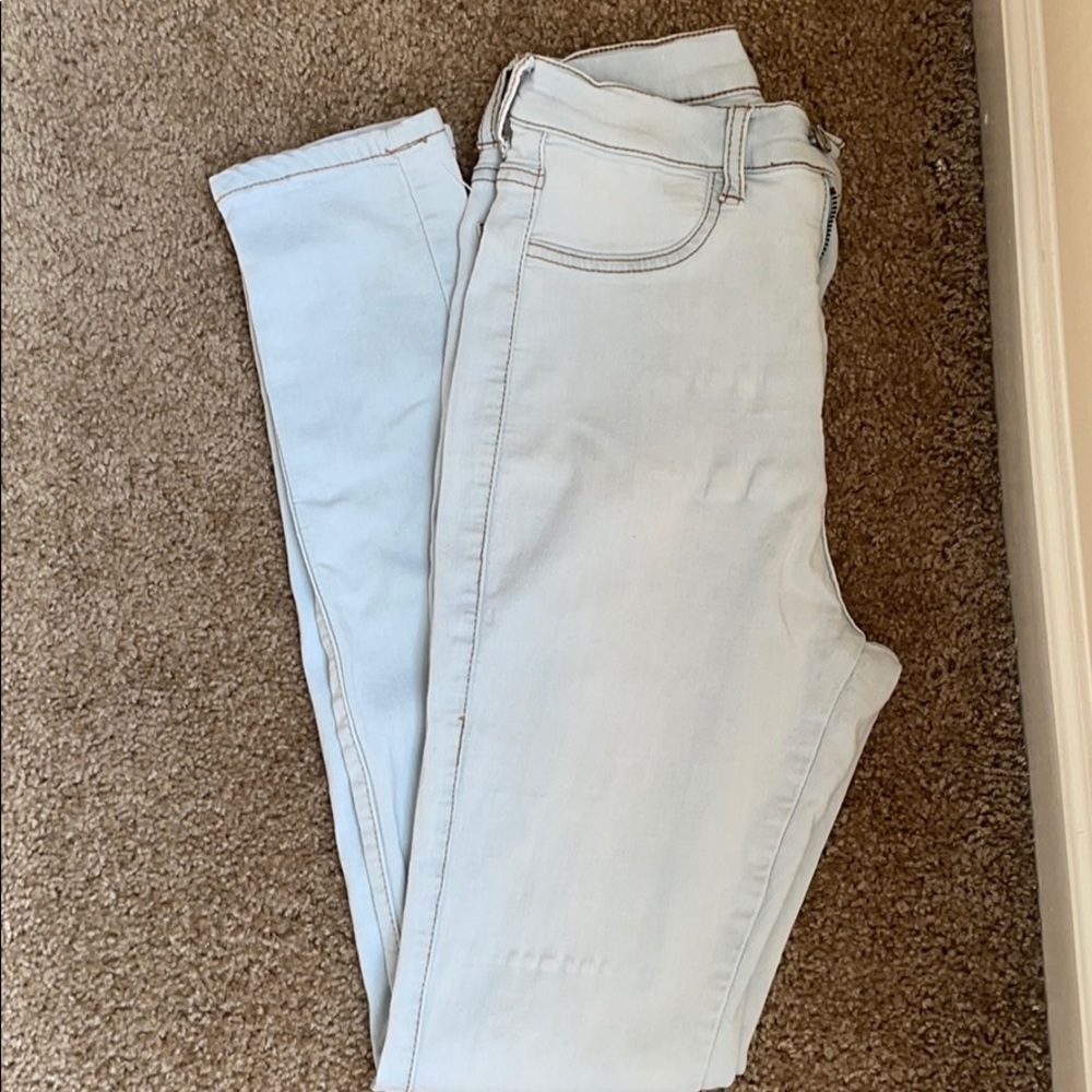 FN HIGH WAIST JEANS